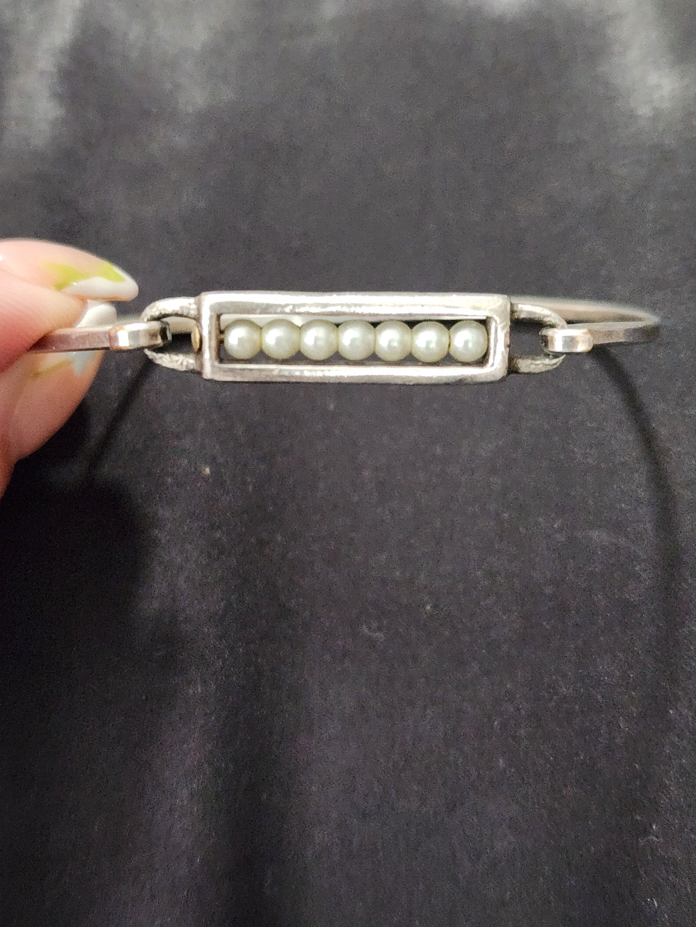 Sterling Silver (Unmarked) Pearl Bar Bangle Bracelet - White Pearls